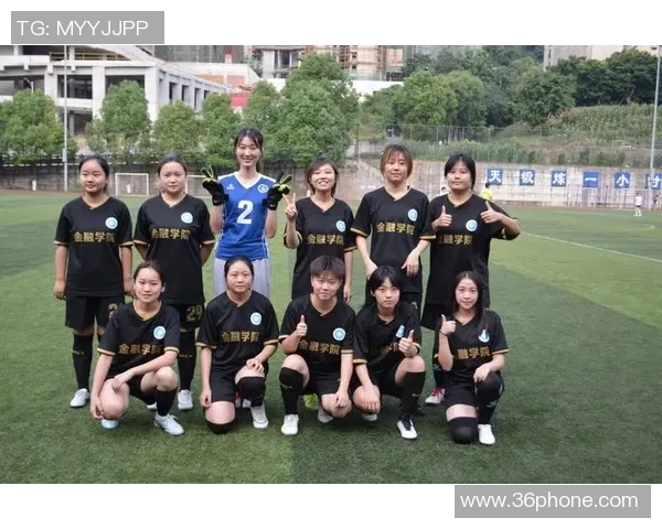 深圳足球队以59分领跑杯赛积分榜展现强劲实力和夺冠希望