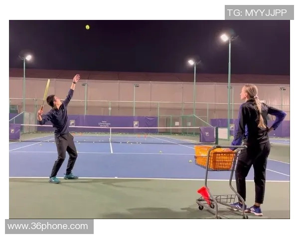 科学网球中的灵活性训练技巧与方法探索助力运动表现提升